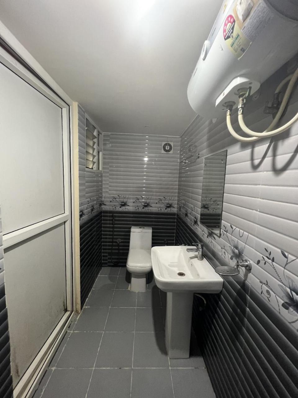 Dreamz Lodge Bangalore Ngoại thất bức ảnh