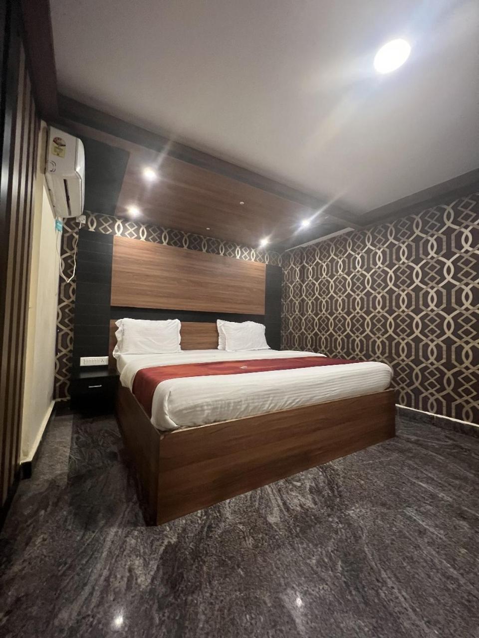 Dreamz Lodge Bangalore Ngoại thất bức ảnh
