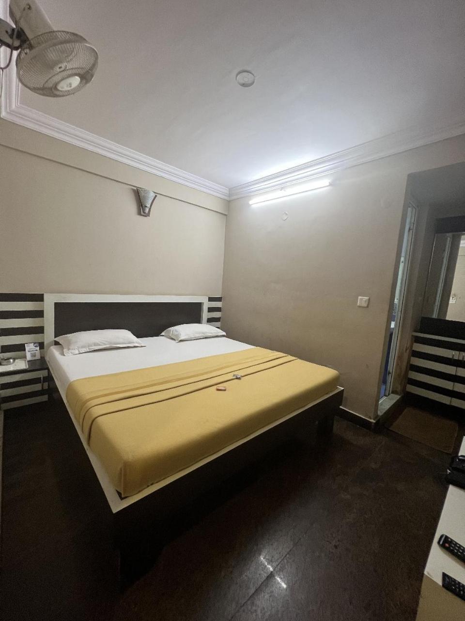 Dreamz Lodge Bangalore Ngoại thất bức ảnh